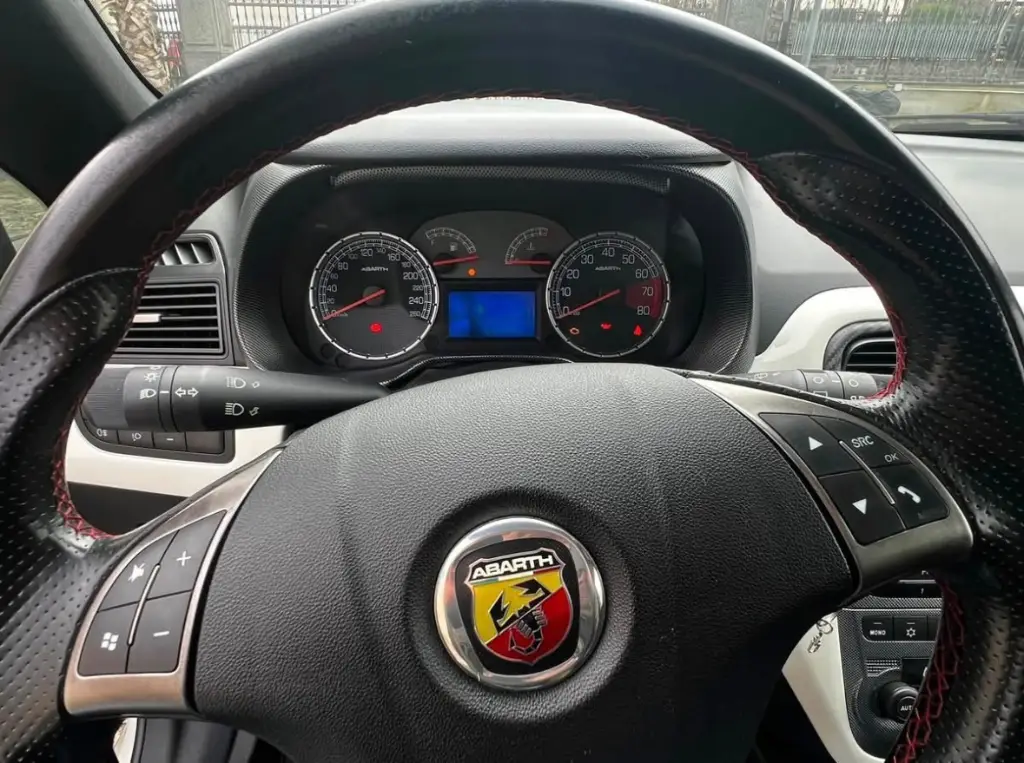 Abarth Grande Punto Supersport