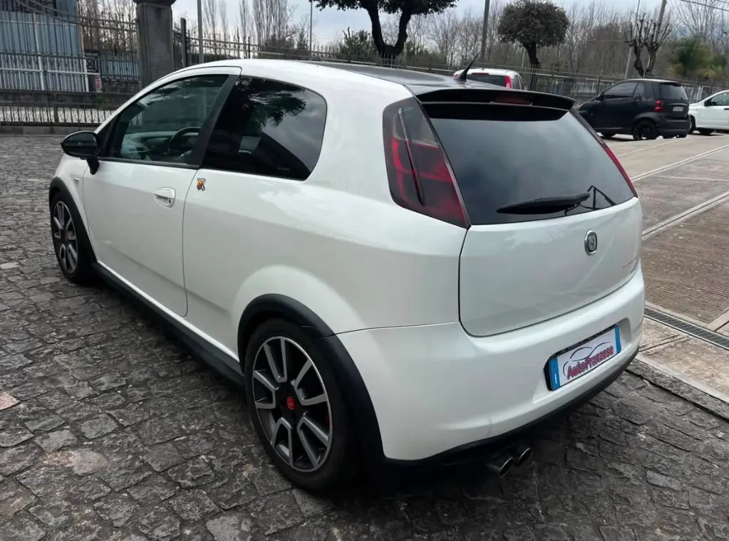 Abarth Grande Punto Supersport