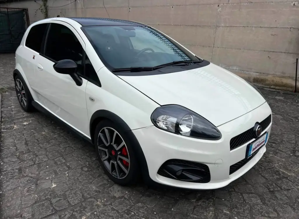 Abarth Grande Punto Supersport