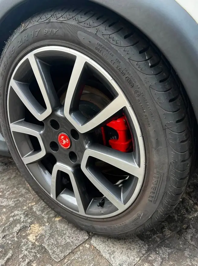 Abarth Grande Punto Supersport