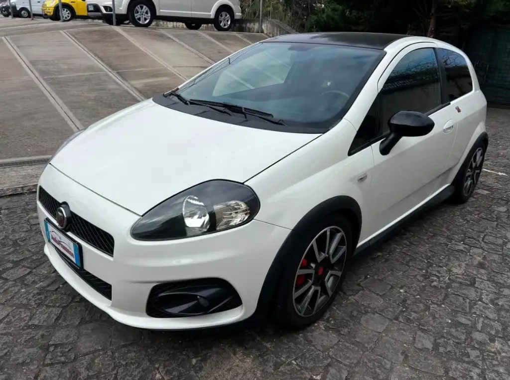 Abarth Grande Punto Supersport