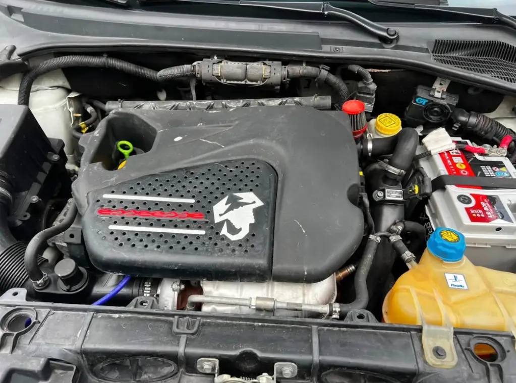 Abarth Grande Punto Supersport