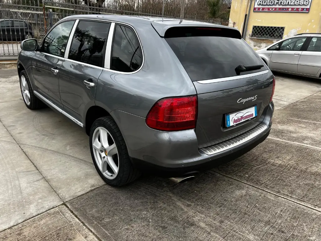 Porsche Cayenne S