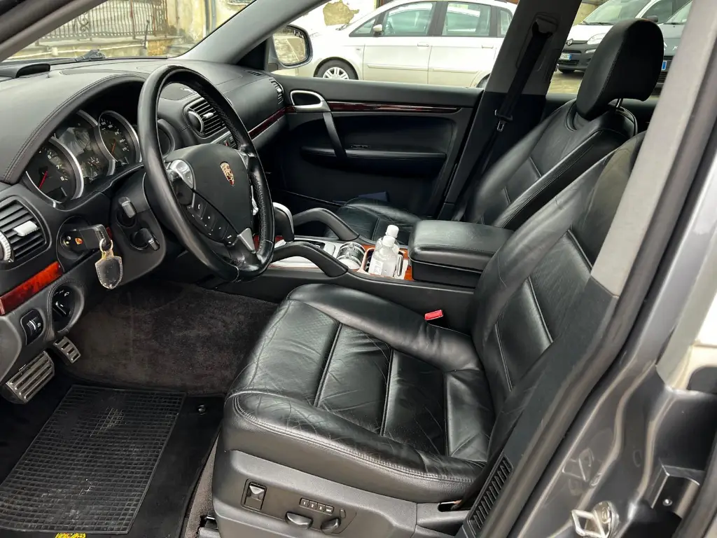 Porsche Cayenne S